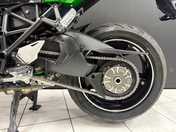 2025 Kawasaki NINJA H2 SX SE Green