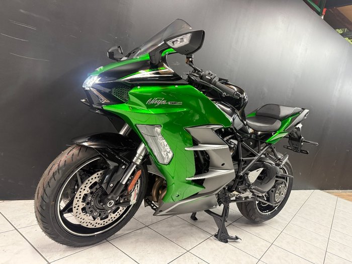 2025 Kawasaki NINJA H2 SX SE Green
