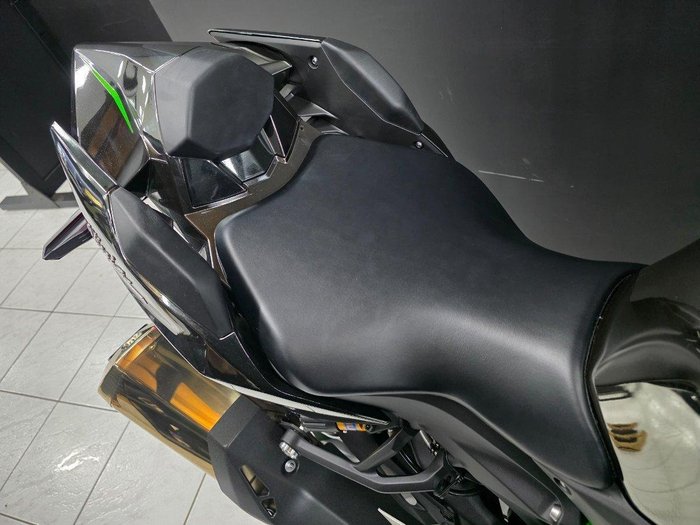 2025 Kawasaki NINJA H2 Grey