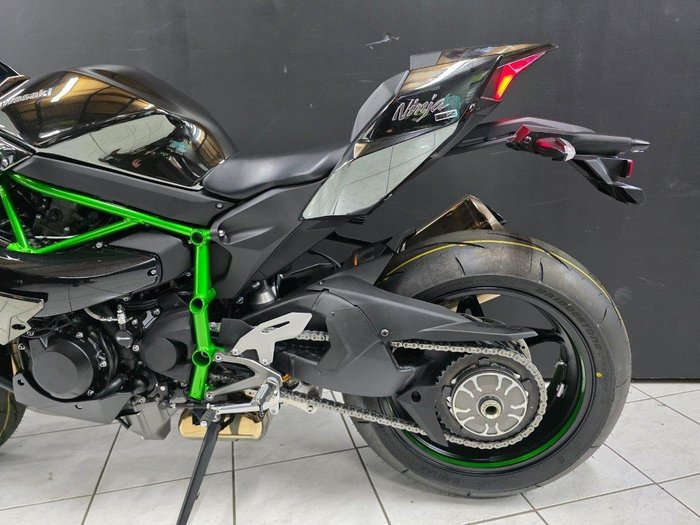 2025 Kawasaki NINJA H2 Grey