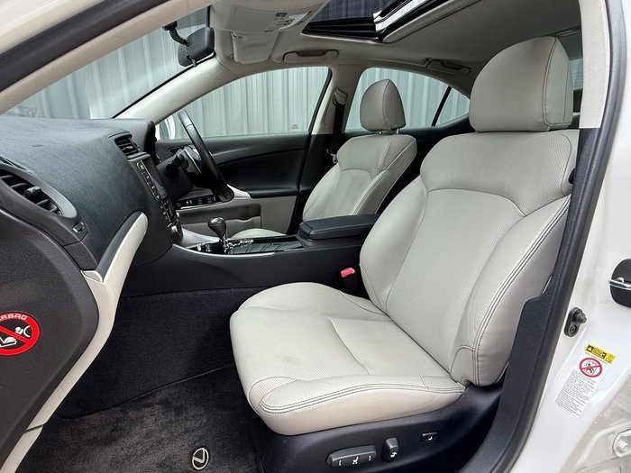 2012 Lexus IS 250 Prestige GSE20R White Pearl