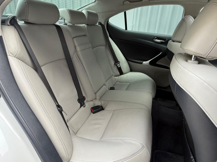 2012 Lexus IS 250 Prestige GSE20R White Pearl