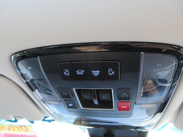 2025 Hyundai STARIA Highlander