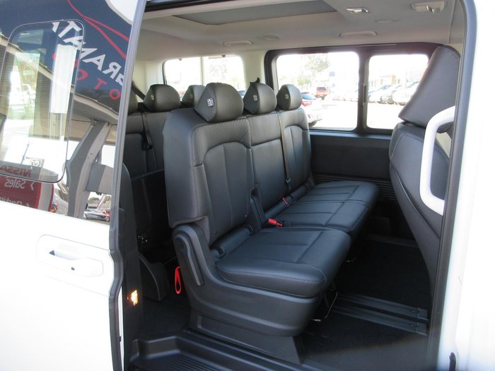 2025 Hyundai STARIA Highlander