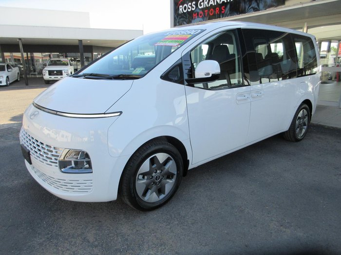 2025 Hyundai STARIA Highlander