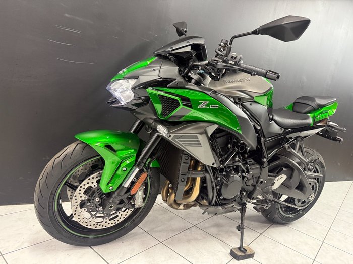 2025 Kawasaki Z H2 (ZR1000K) Green