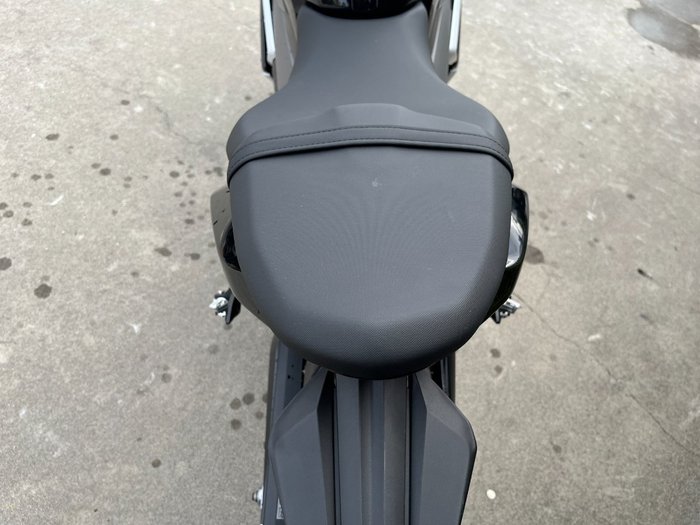 2025 Triumph DAYTONA 660 White