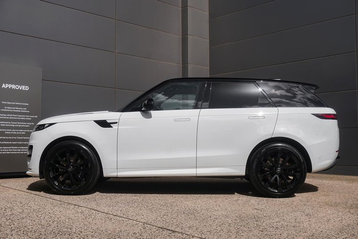 2025 Land Rover Range Rover Sport D250 Dynamic SE