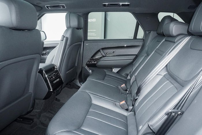2025 Land Rover Range Rover Sport D250 Dynamic SE