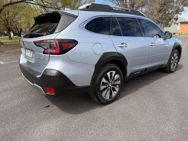 2023 Subaru Outback AWD Touring