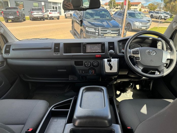 2018 Toyota Hiace Commuter KDH223R French Vanilla
