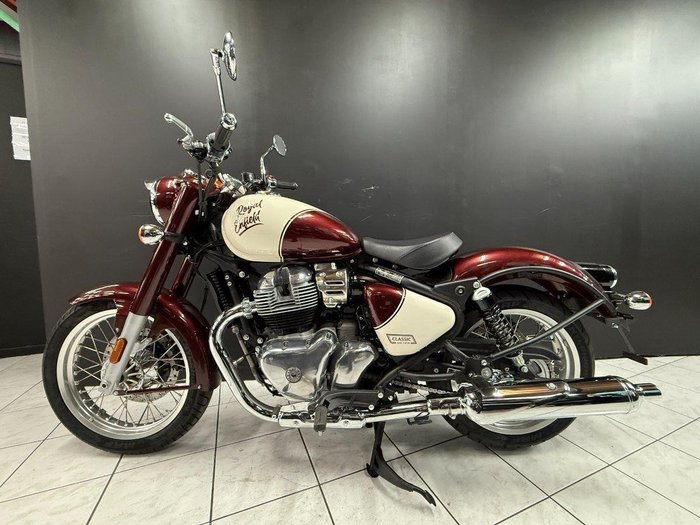 2025 Royal Enfield 2025 Royal Enfield 650CC Classic Road VALLUM RED