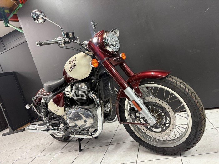2025 Royal Enfield 2025 Royal Enfield 650CC Classic Road VALLUM RED