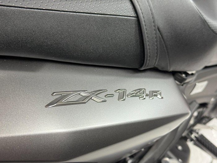 2025 Kawasaki 2025 Kawasaki 1400CC NINJA ZX-14R SE SPORTS Red