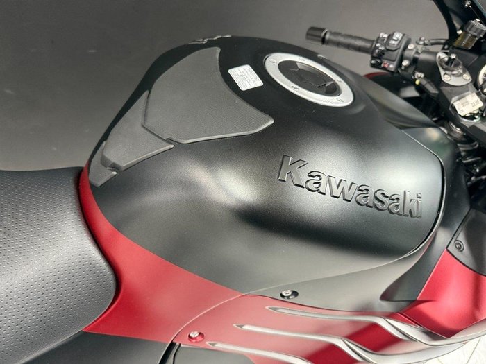 2025 Kawasaki 2025 Kawasaki 1400CC NINJA ZX-14R SE SPORTS Red