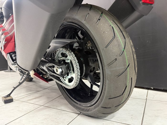 2025 Kawasaki NINJA ZX-14R SE Red