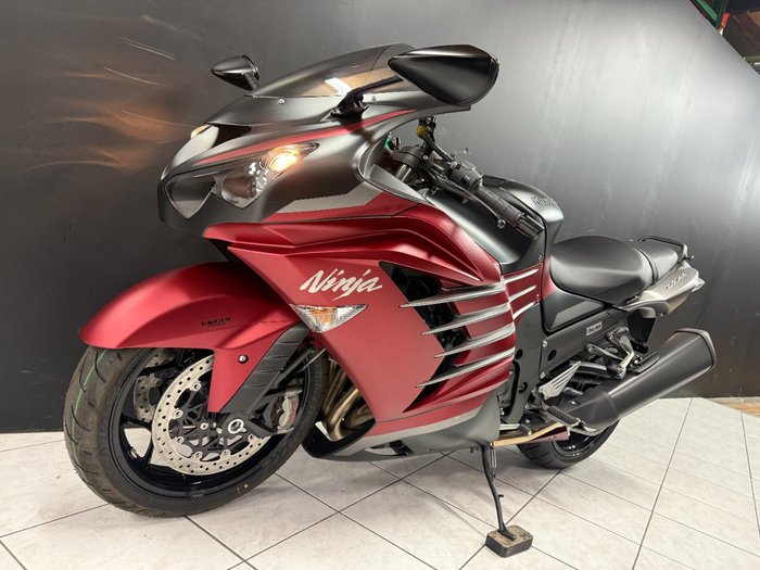 2025 Kawasaki NINJA ZX-14R SE Red