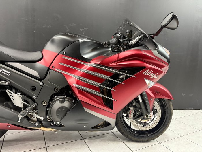 2025 Kawasaki NINJA ZX-14R SE Red