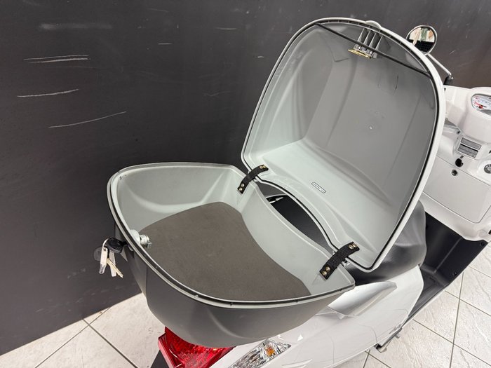 2024 Kymco LIKE 50 PEARL WHIT