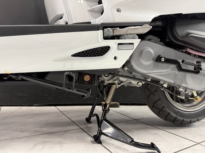 2024 Kymco LIKE 50 PEARL WHIT