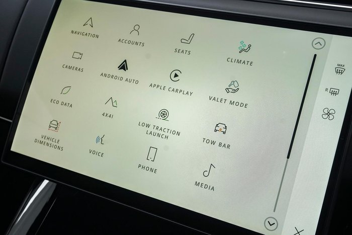 2025 Land Rover Range Rover Sport D250 Dynamic SE