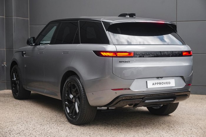 2025 Land Rover Range Rover Sport D250 Dynamic SE