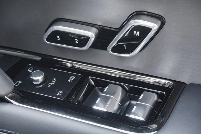 2025 Land Rover Range Rover Sport D250 Dynamic SE