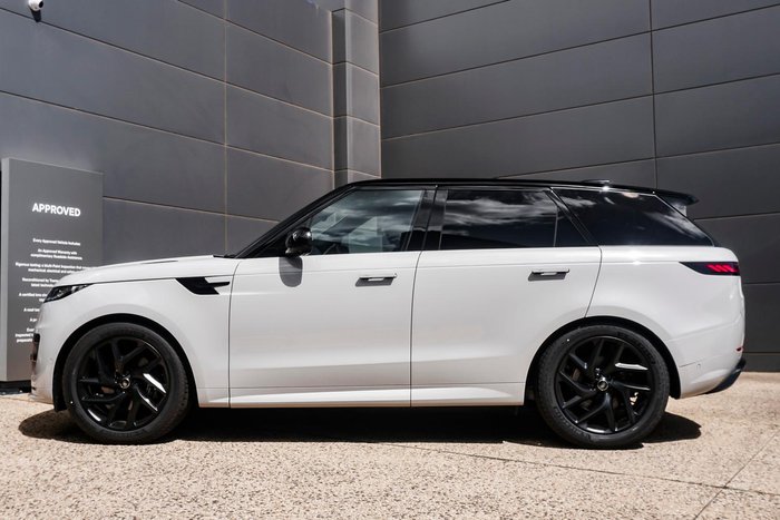 2025 Land Rover Range Rover Sport D250 Dynamic SE