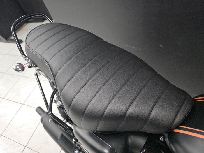 2025 Royal Enfield BULLET 350 Gold