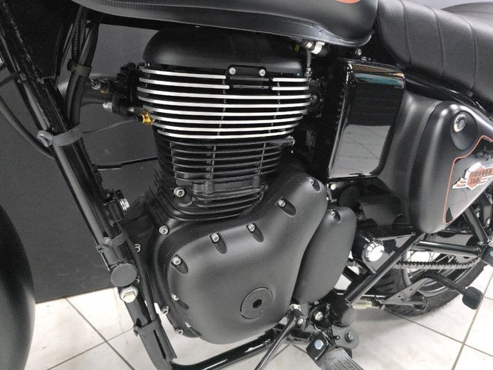 2025 Royal Enfield BULLET 350 Gold