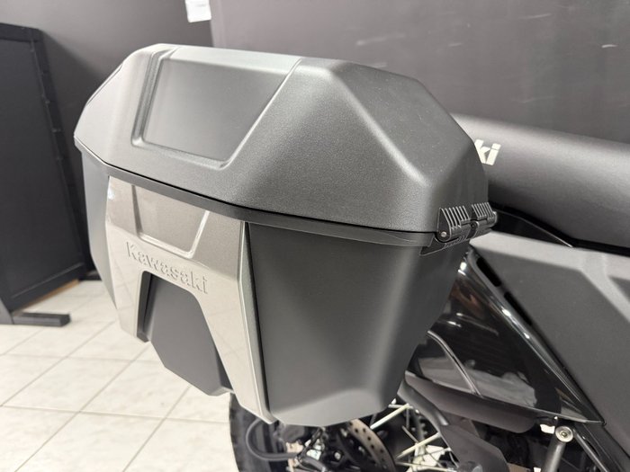 2025 Kawasaki KLR650 (KL650) ADVENTURE Beige