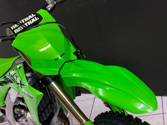 2025 Kawasaki 2025 Kawasaki 450CC KX450 Motocross Green