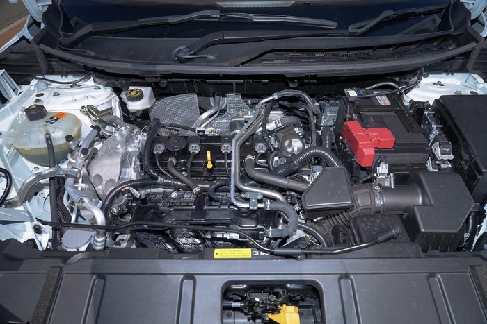 2024 Nissan X-TRAIL ST