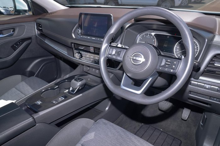 2024 Nissan X-TRAIL ST