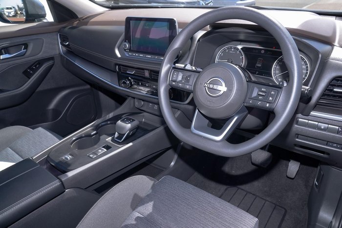 2024 Nissan X-TRAIL ST