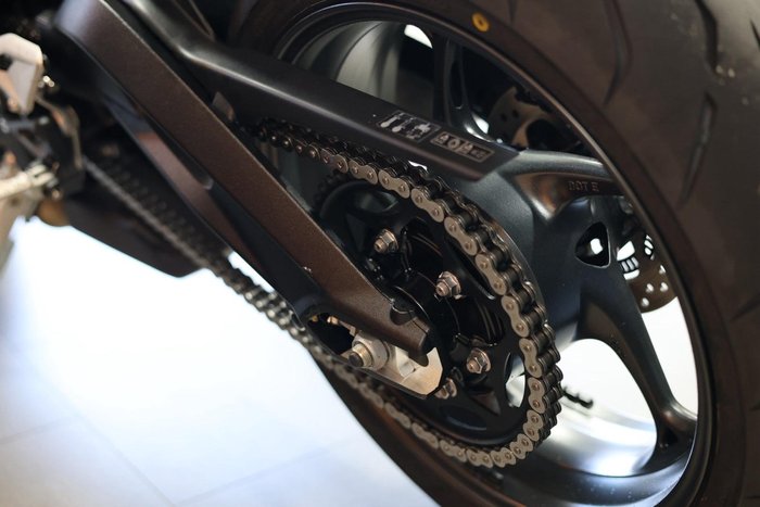 2025 Triumph Street Triple R 765 Street Triple Black