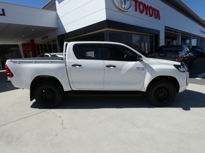 2020 Toyota Hilux SR Hi-Rider (4x2)