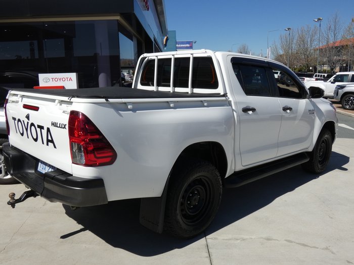 2020 Toyota Hilux SR Hi-Rider (4x2)