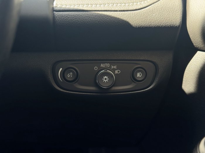 2019 Holden Acadia LTZ