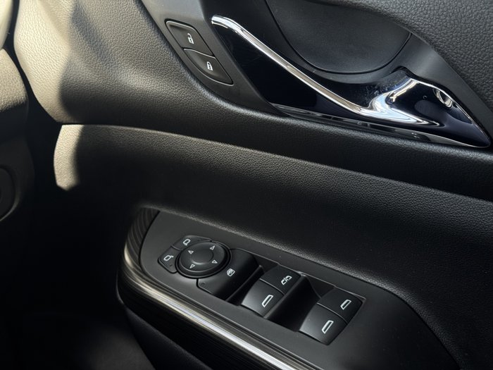 2019 Holden Acadia LTZ