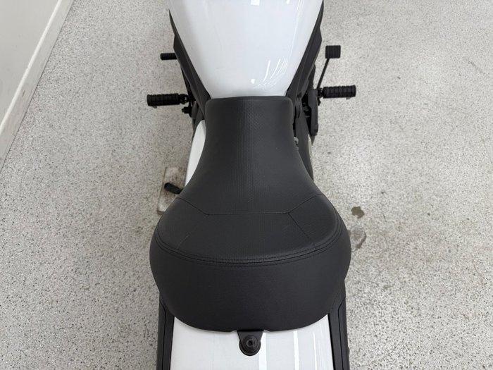 2015 Kawasaki VULCAN S ABS LAMS White