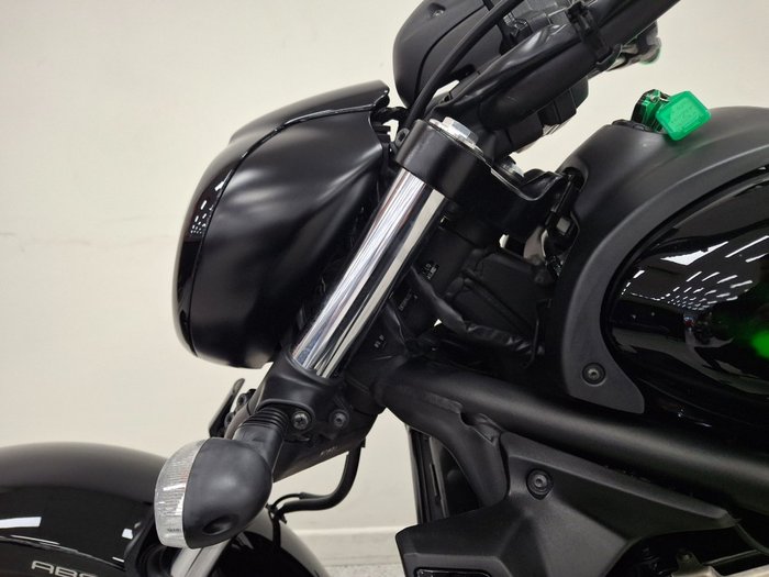 2020 Kawasaki VULCAN S (EN650D LAMS) Black