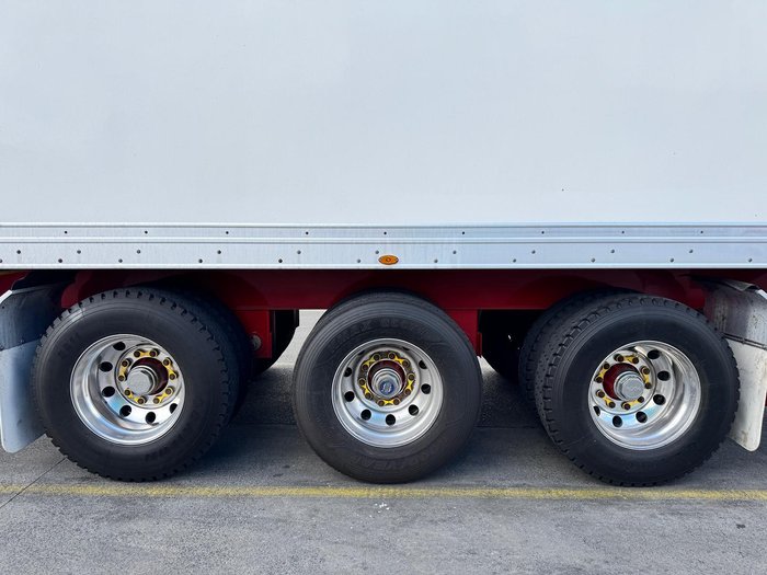 2019 Maxitrans St3 34 Palllet -18/30 B Double Double Stacker, Rear Evap