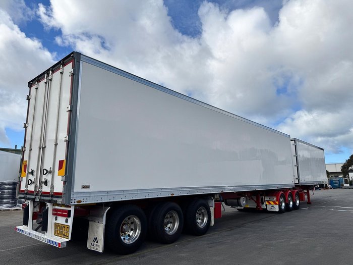 2019 Maxitrans St3 34 Palllet -18/30 B Double Double Stacker, Rear Evap