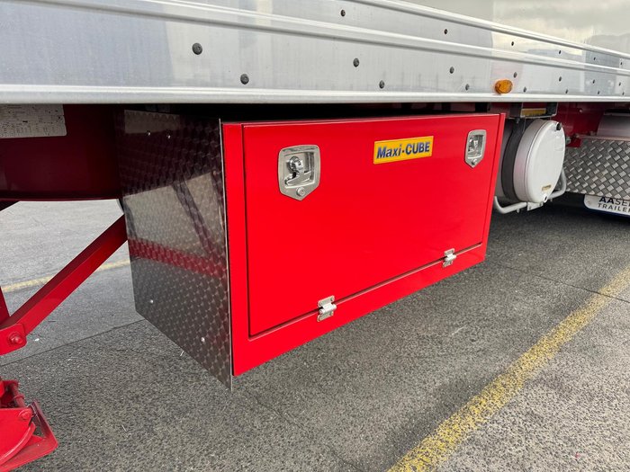 2019 Maxitrans St3 34 Palllet -18/30 B Double Double Stacker, Rear Evap