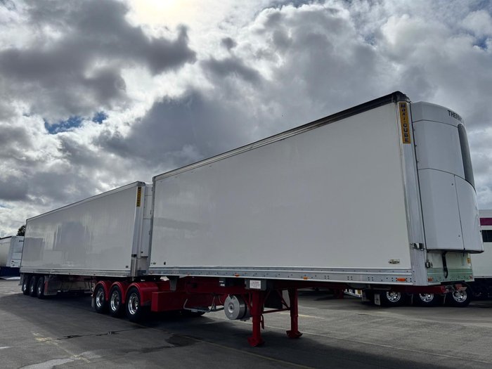 2019 Maxitrans St3 34 Palllet -18/30 B Double Double Stacker, Rear Evap