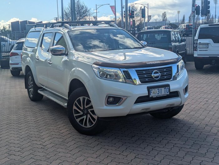 2017 Nissan Navara ST-X D23 Series 3 4X4 Dual Range White Diamond