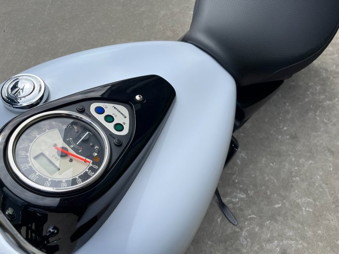 2012 Kawasaki VULCAN 900 CUSTOM White