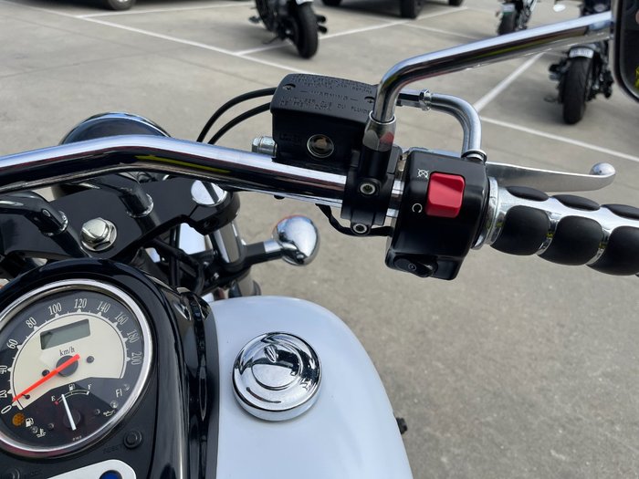 2012 Kawasaki VULCAN 900 CUSTOM White