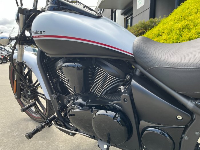 2012 Kawasaki VULCAN 900 CUSTOM White